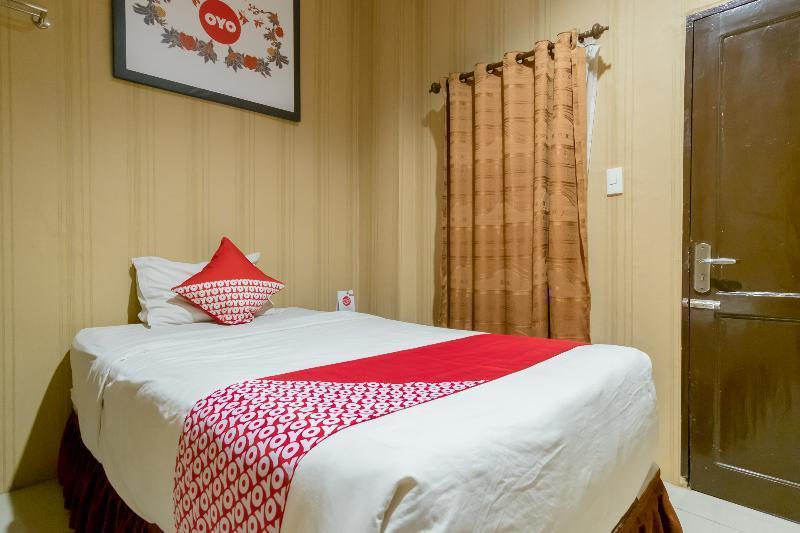 Oyo 741 Hotel Labuhan Raya Medan Zewnętrze zdjęcie