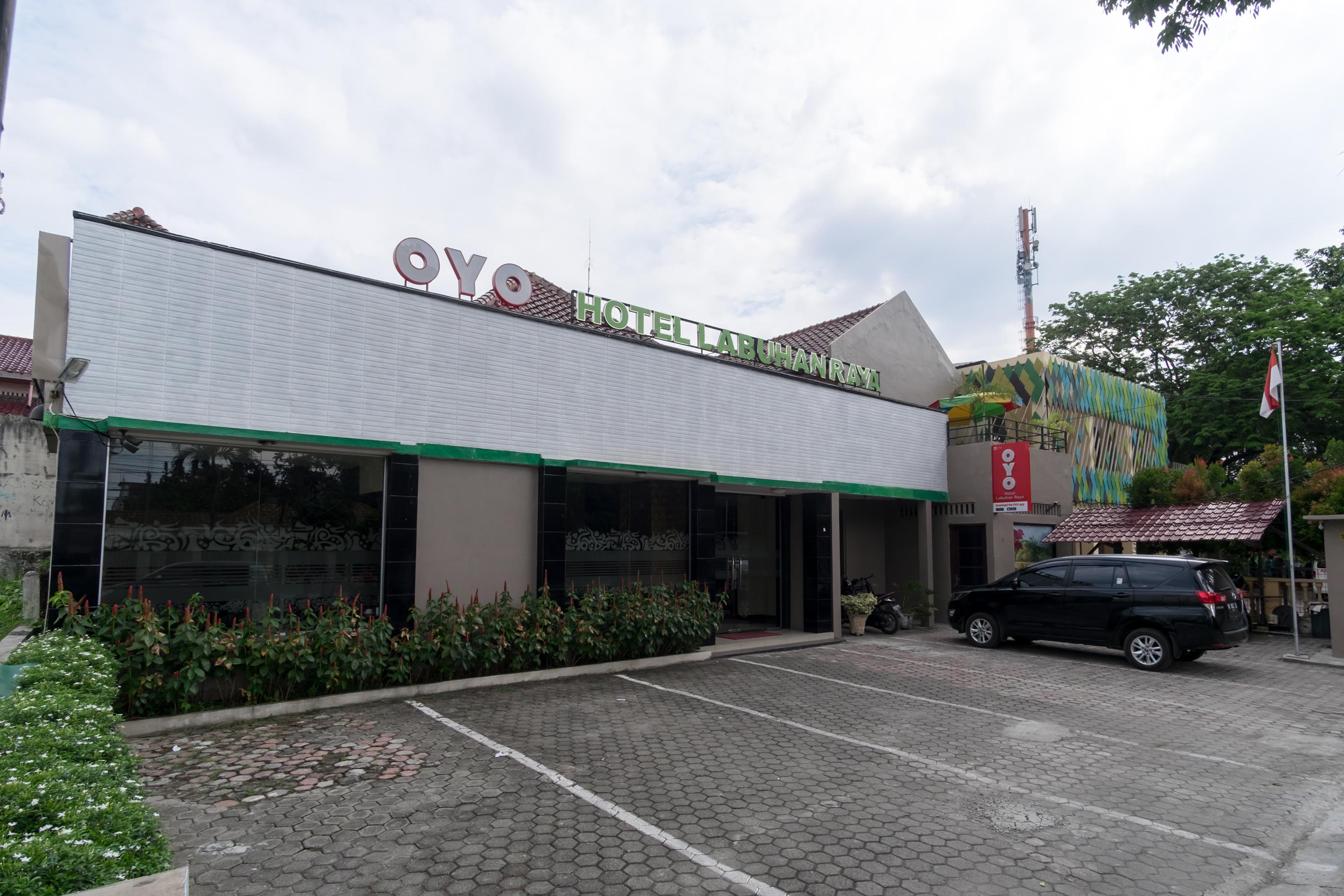 Oyo 741 Hotel Labuhan Raya Medan Zewnętrze zdjęcie