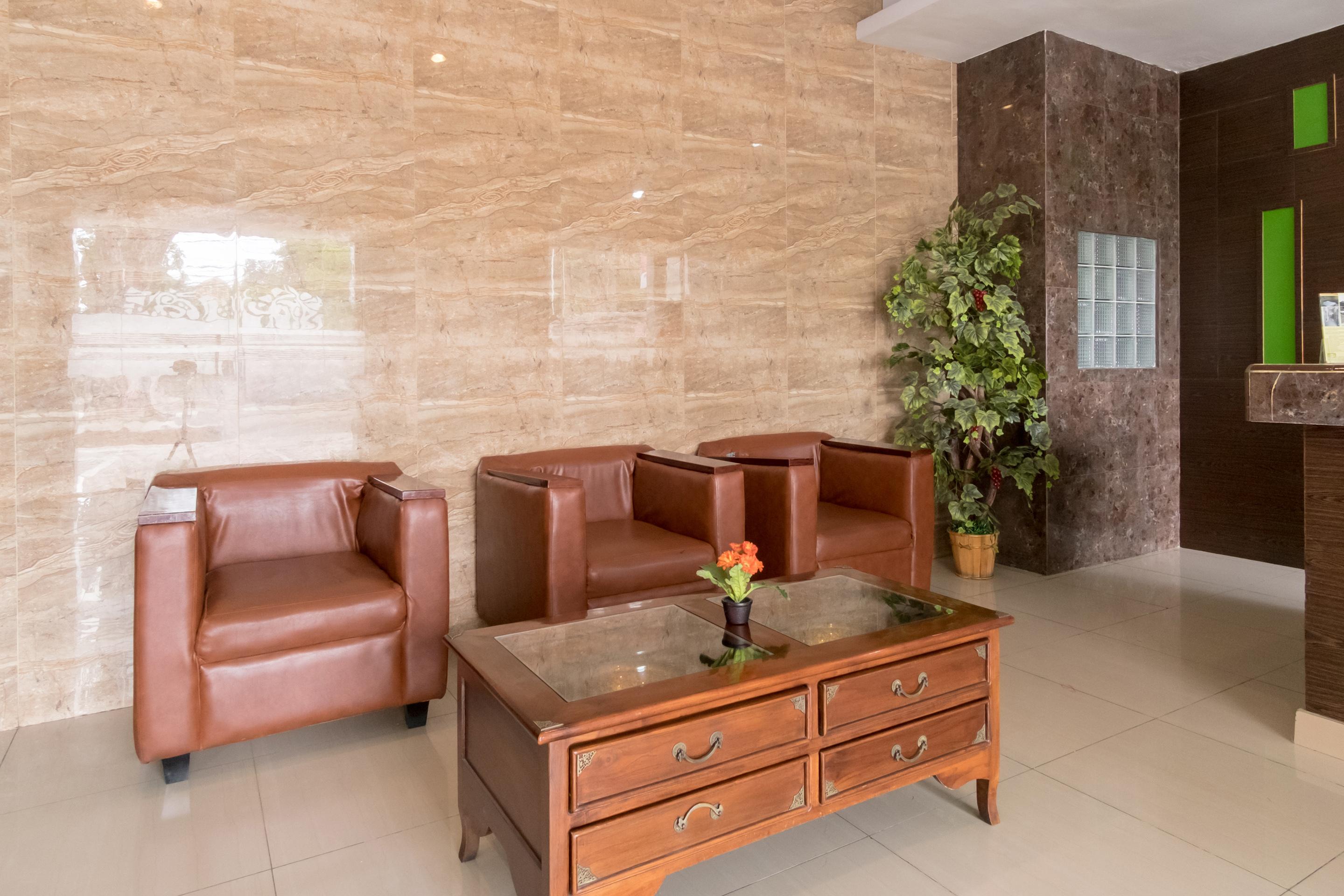 Oyo 741 Hotel Labuhan Raya Medan Zewnętrze zdjęcie
