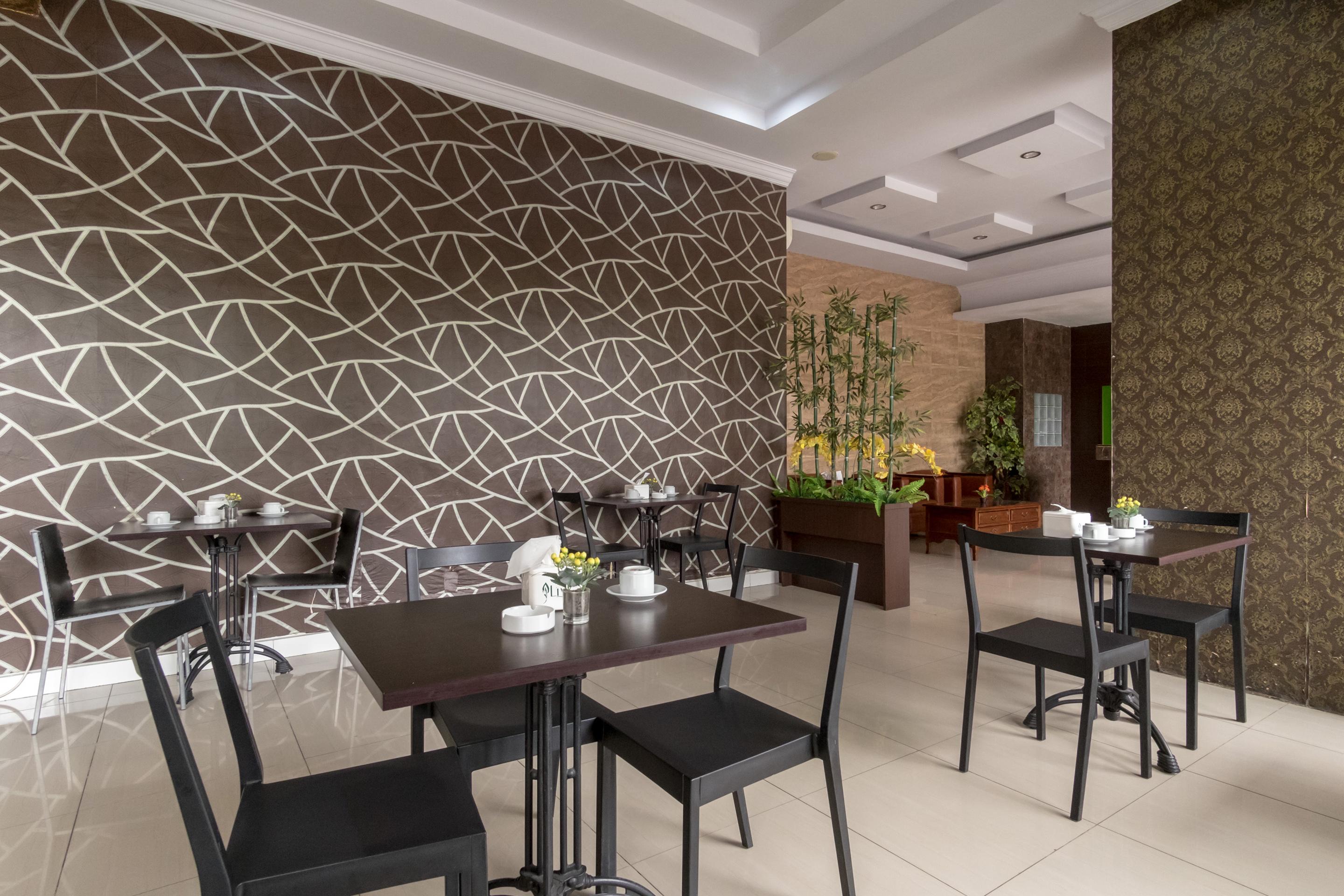 Oyo 741 Hotel Labuhan Raya Medan Zewnętrze zdjęcie
