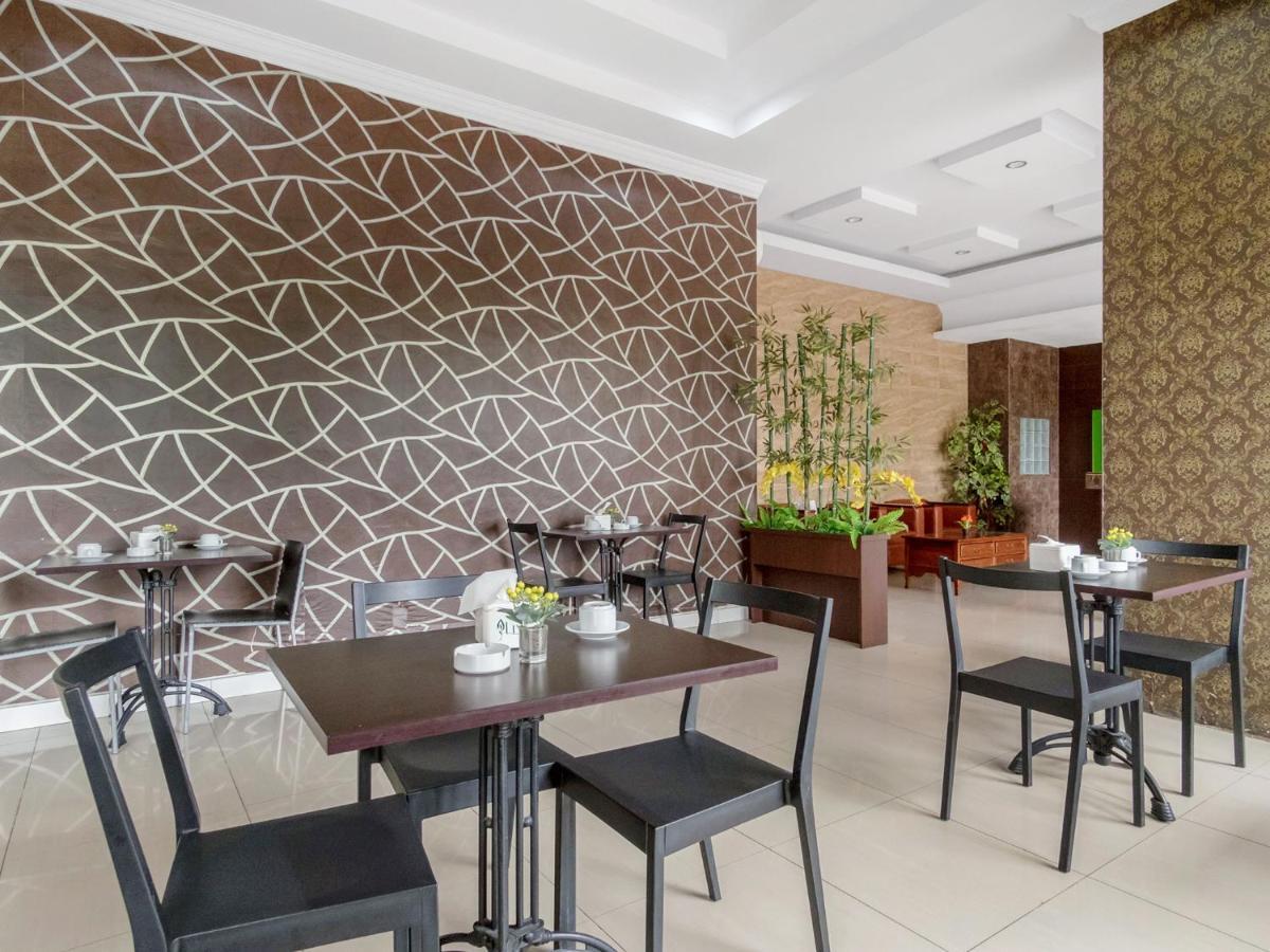 Oyo 741 Hotel Labuhan Raya Medan Zewnętrze zdjęcie