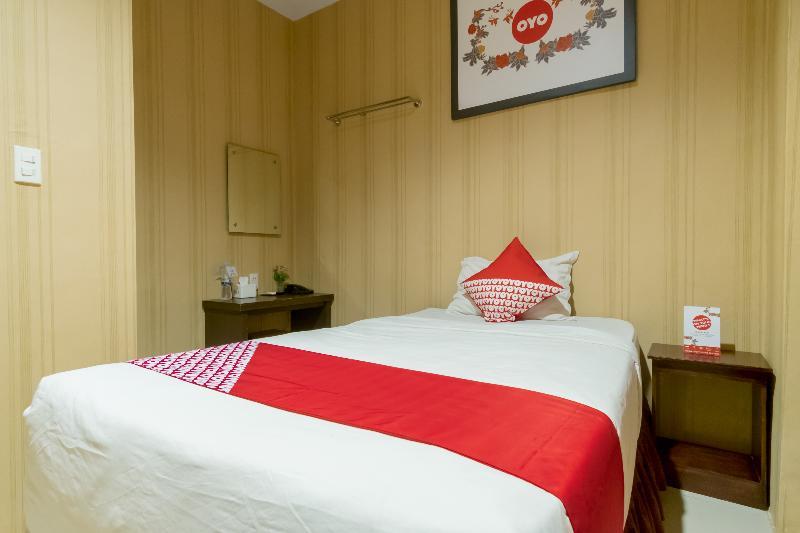 Oyo 741 Hotel Labuhan Raya Medan Zewnętrze zdjęcie