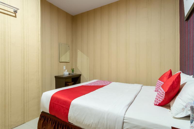 Oyo 741 Hotel Labuhan Raya Medan Zewnętrze zdjęcie