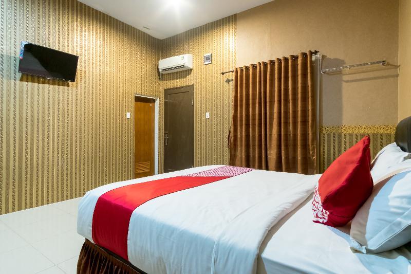 Oyo 741 Hotel Labuhan Raya Medan Zewnętrze zdjęcie