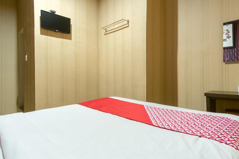 Oyo 741 Hotel Labuhan Raya Medan Zewnętrze zdjęcie