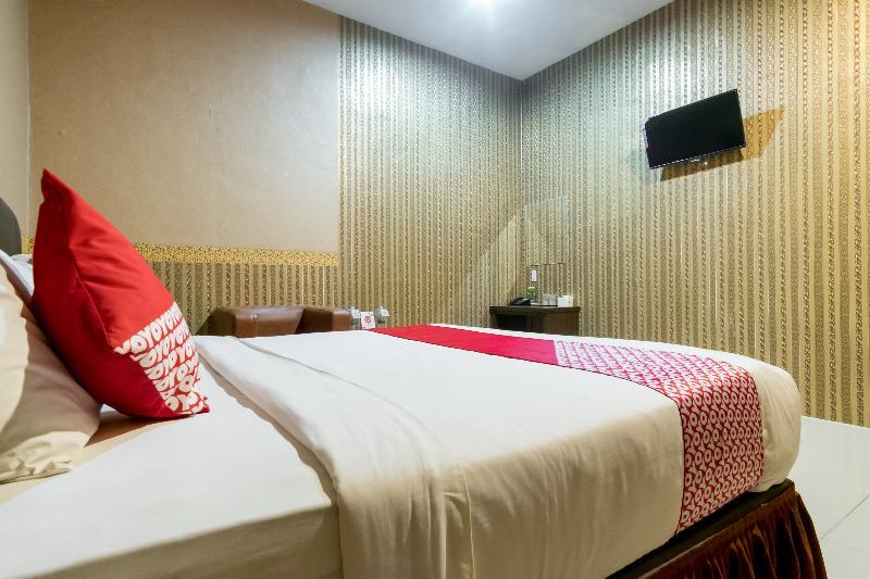 Oyo 741 Hotel Labuhan Raya Medan Zewnętrze zdjęcie